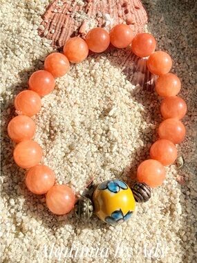 AMBER AND JADE Orange Agate Bead Bracelet with Silver Geometric Accents